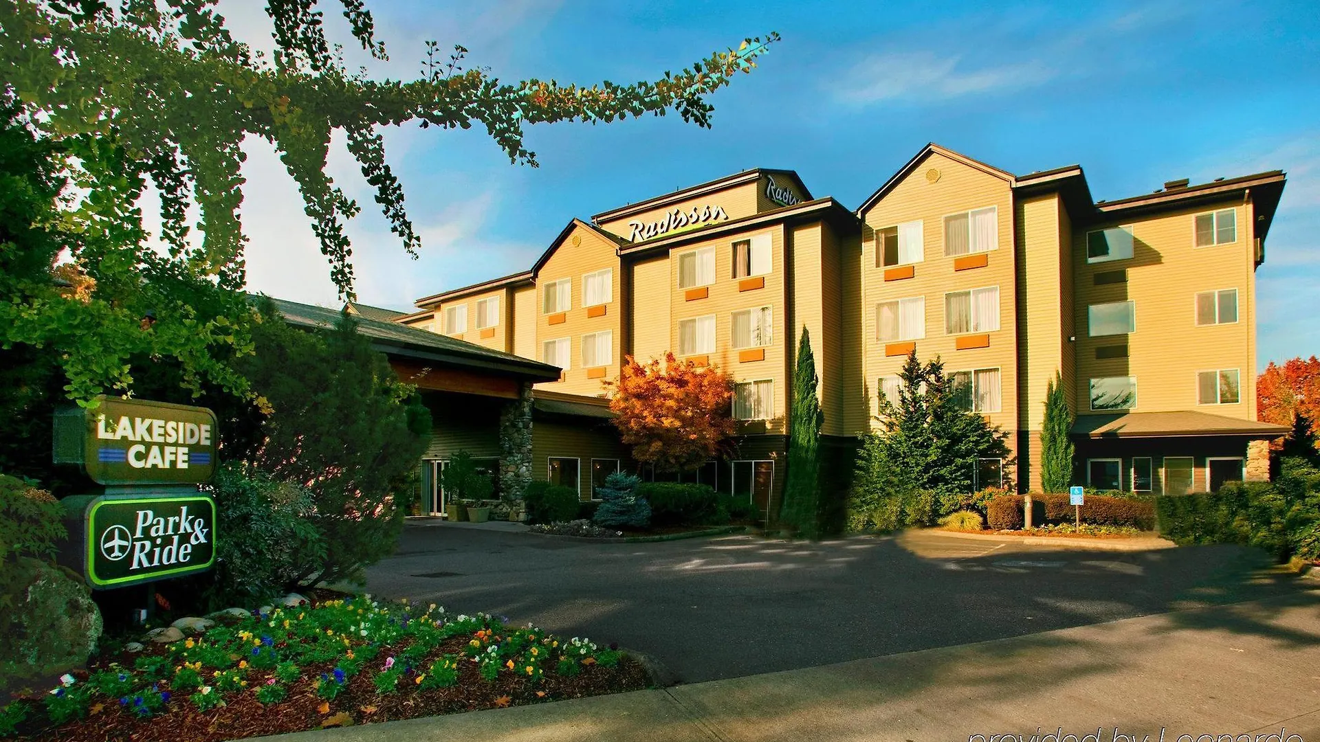 Radisson Hotel Portland Airport