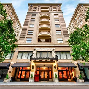 Отель Embassy By Hilton Downtown